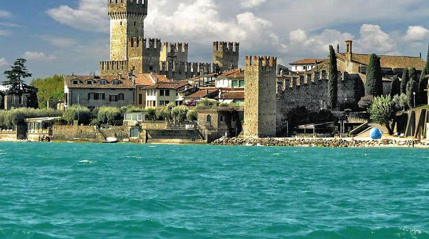 Appartement Perla Sirmione Extérieur photo
